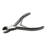 Plier for wire cutting